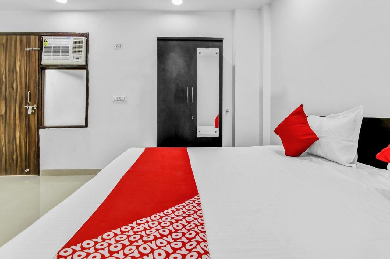 Flagship Hotel Secret Mirage Near Rithala Metro Station Yeni Delhi Dış mekan fotoğraf